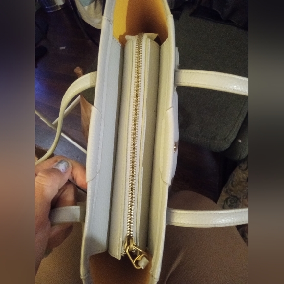 Anne Klein Tote - Picture 5 of 16